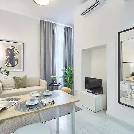 Appartement Elegante Minimal Dai Tocchi Botanici Milan