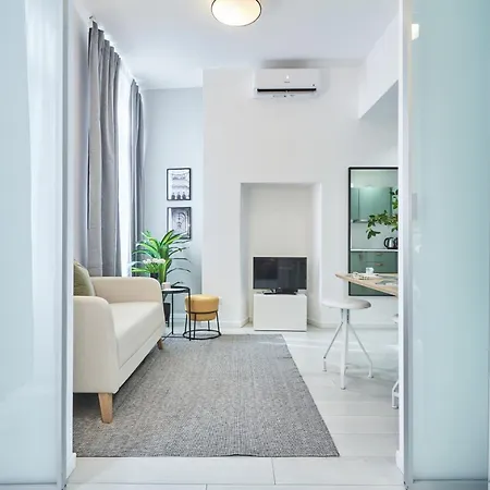 Elegante Minimal Dai Tocchi Botanici * Milan