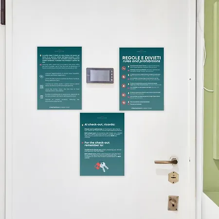 Elegante Minimal Dai Tocchi Botanici Appartement