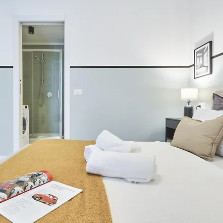 Apartment Elegante Minimal Dai Tocchi Botanici *
